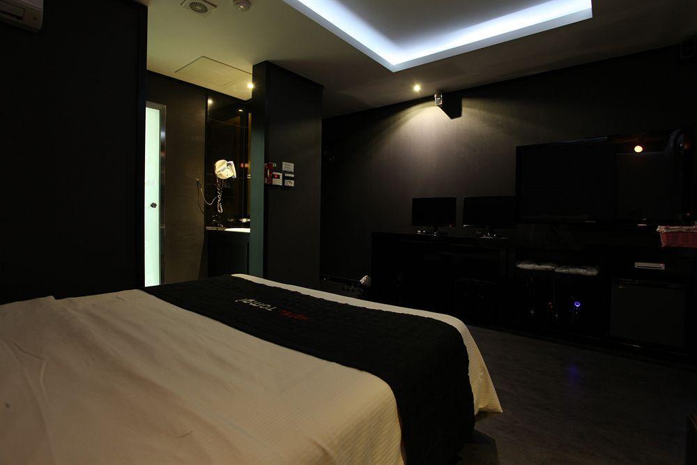 Moxy Seoul Insadong Hotel Exterior photo