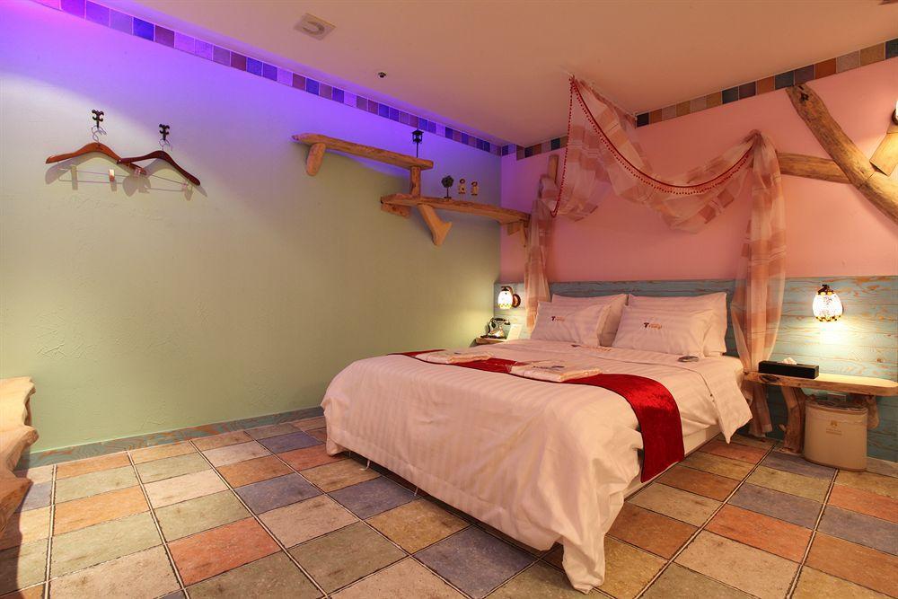 Moxy Seoul Insadong Hotel Exterior photo